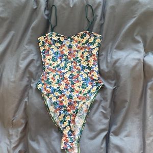 Floral crop top *SHEIN*